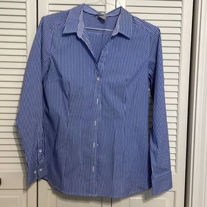 H&M blue and white striped button down shirt